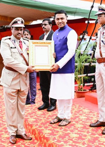 Shri. Nitin Raiker with Chief Minister Dr.Pramod Sawant