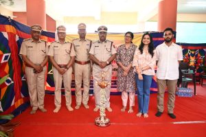 अग्निशमन आणि आपत्कालीन सेवा संचालनालयाकडून आग प्रतिबंधक सप्ताहादरम्यान रक्तदान शिबिराचे आयोजन